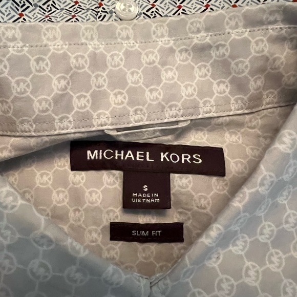 Set of Two Men’s Dress Shirts. Michael Kors and Perry Ellis - Picture 7 of 7